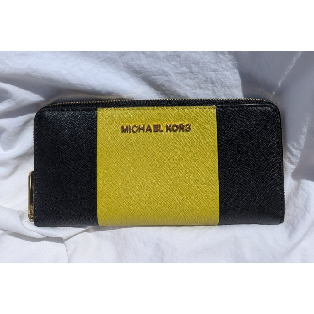 Michael Kors Colorblock Center Stripe Crossgrain Leather Wallet Black/Apple Gold
